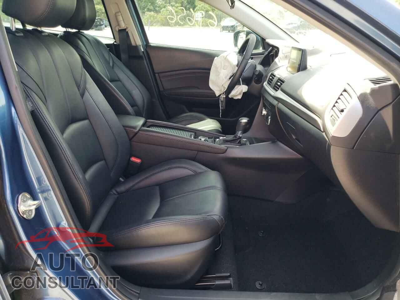 MAZDA 3 2017 - 3MZBN1V71HM134012
