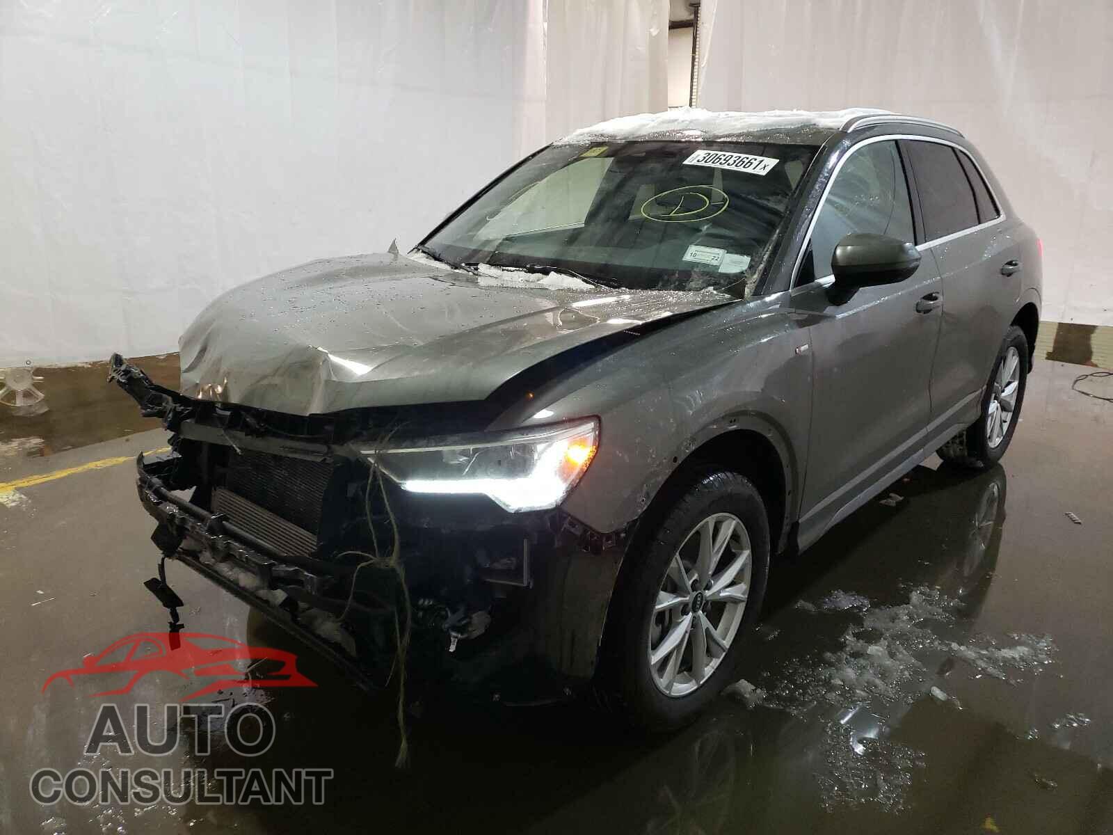 AUDI Q3 2021 - WA1EECF30M1027607