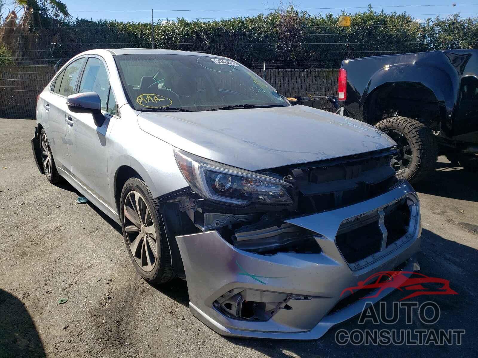 SUBARU LEGACY 2018 - 4S3BNAN66J3025210