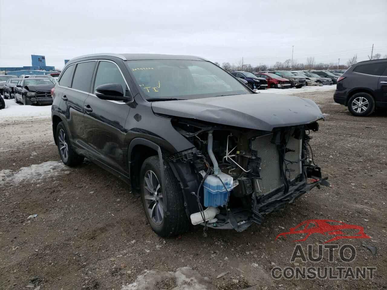 TOYOTA HIGHLANDER 2018 - 5TDJZRFH3JS543062