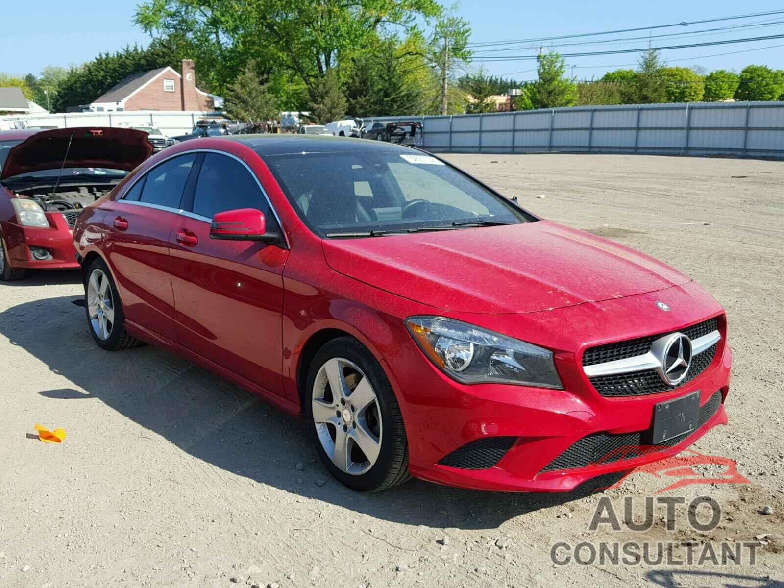 MERCEDES-BENZ CLA 250 2015 - WDDSJ4EB4FN281938