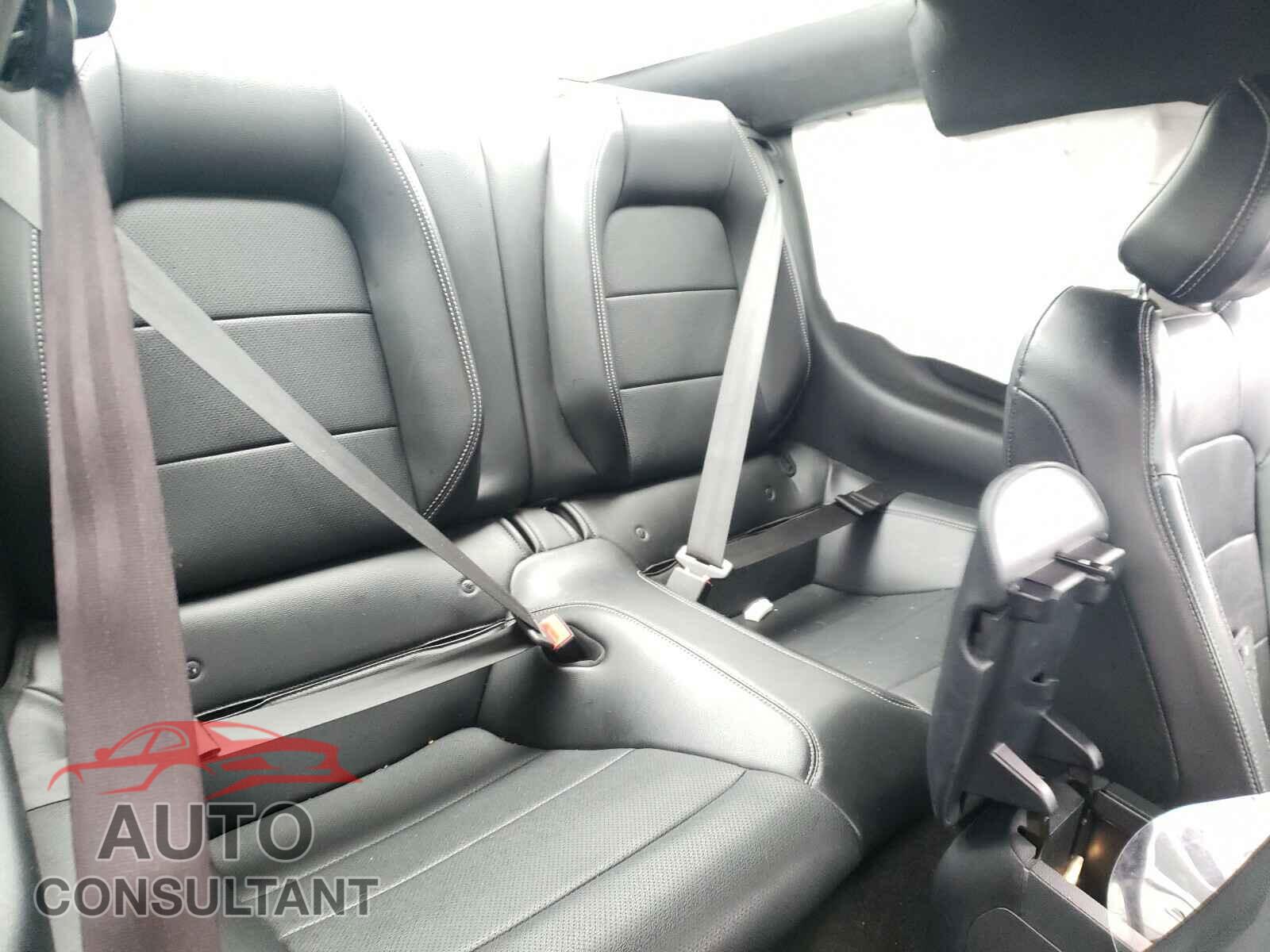 FORD MUSTANG 2018 - 1FA6P8CF9J5136335