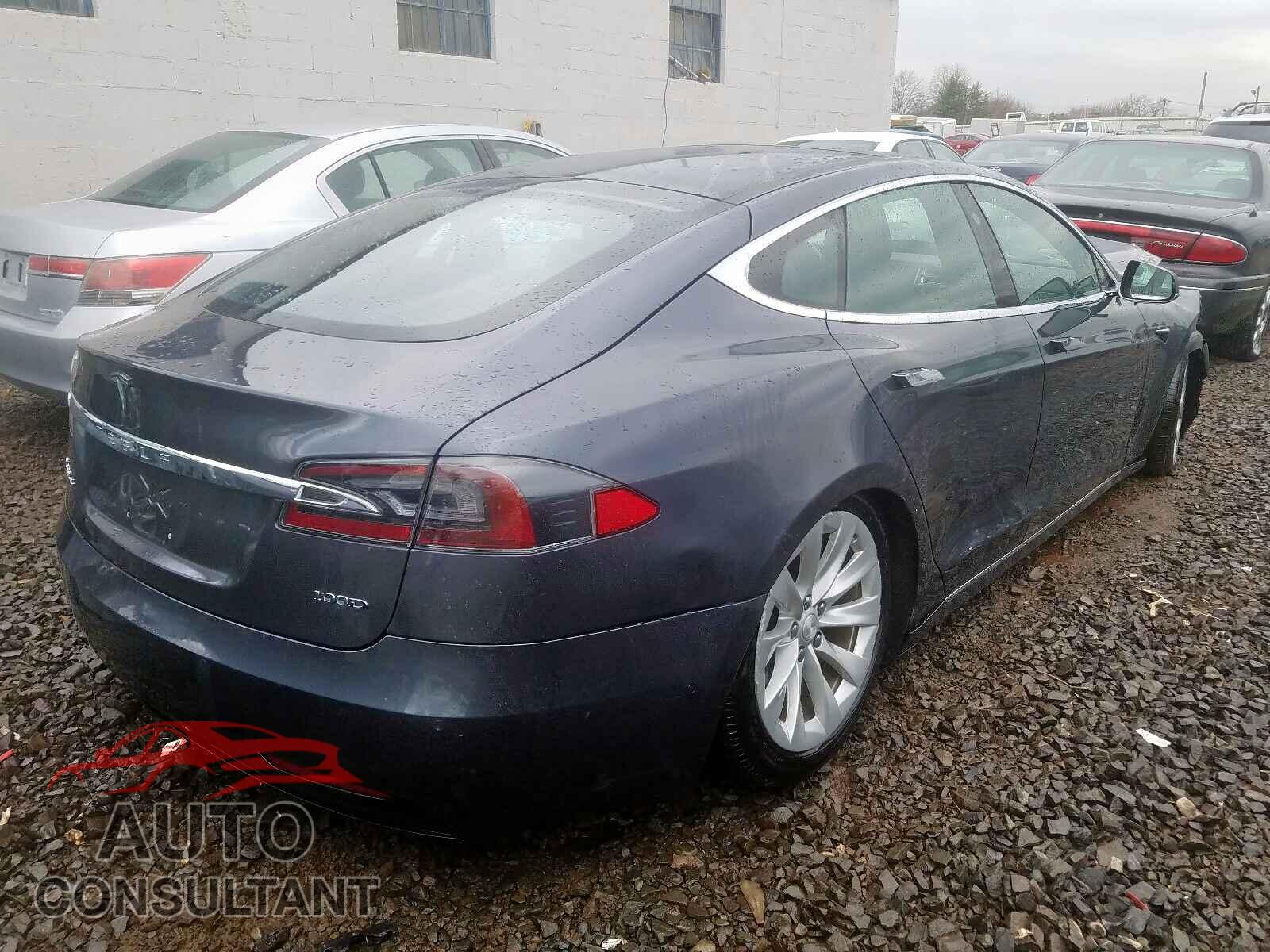 TESLA MODEL S 2017 - 5YJSA1E2XHF212603