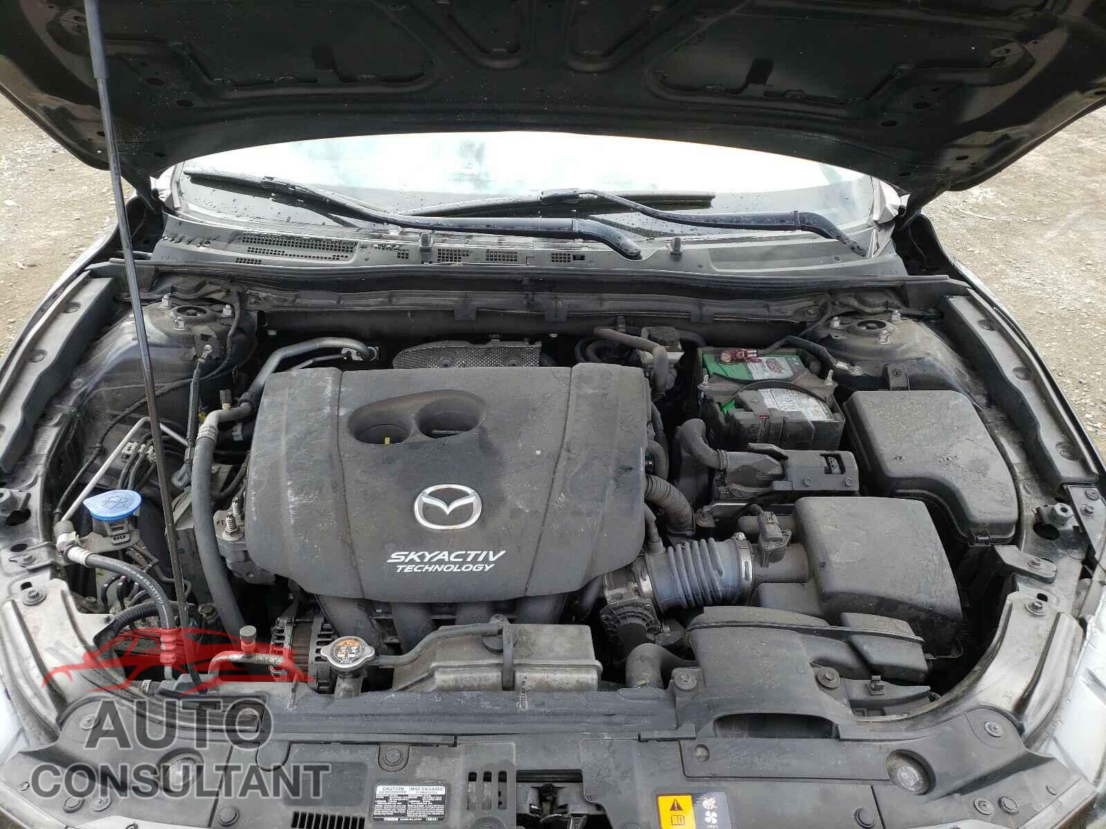 MAZDA 3 2017 - 3MZBN1U74HM103659