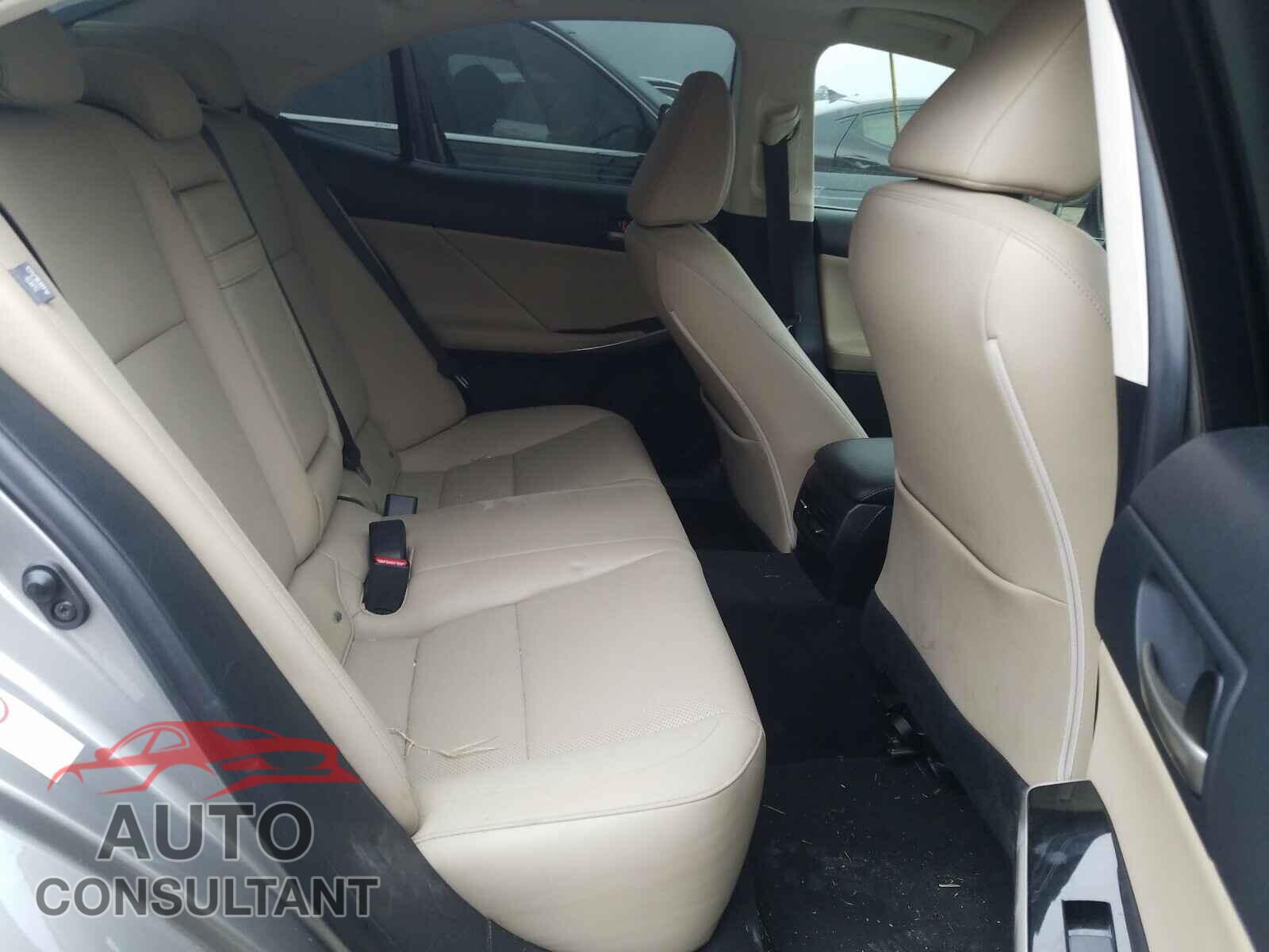 LEXUS IS 2017 - JTHBA1D25H5050266