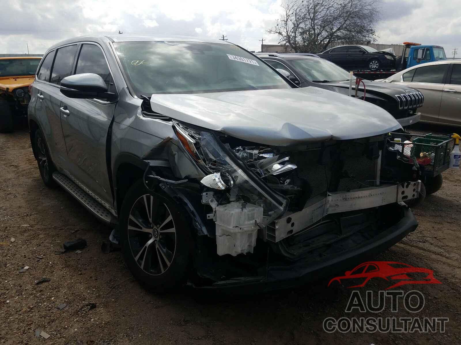 TOYOTA HIGHLANDER 2018 - 5TDZARFH1JS038440
