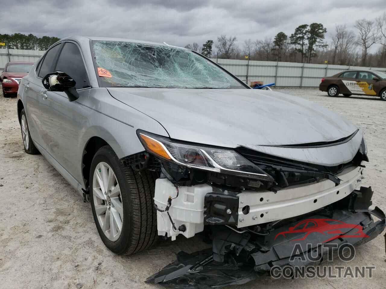 TOYOTA CAMRY 2021 - 4T1C11AKXMU572459