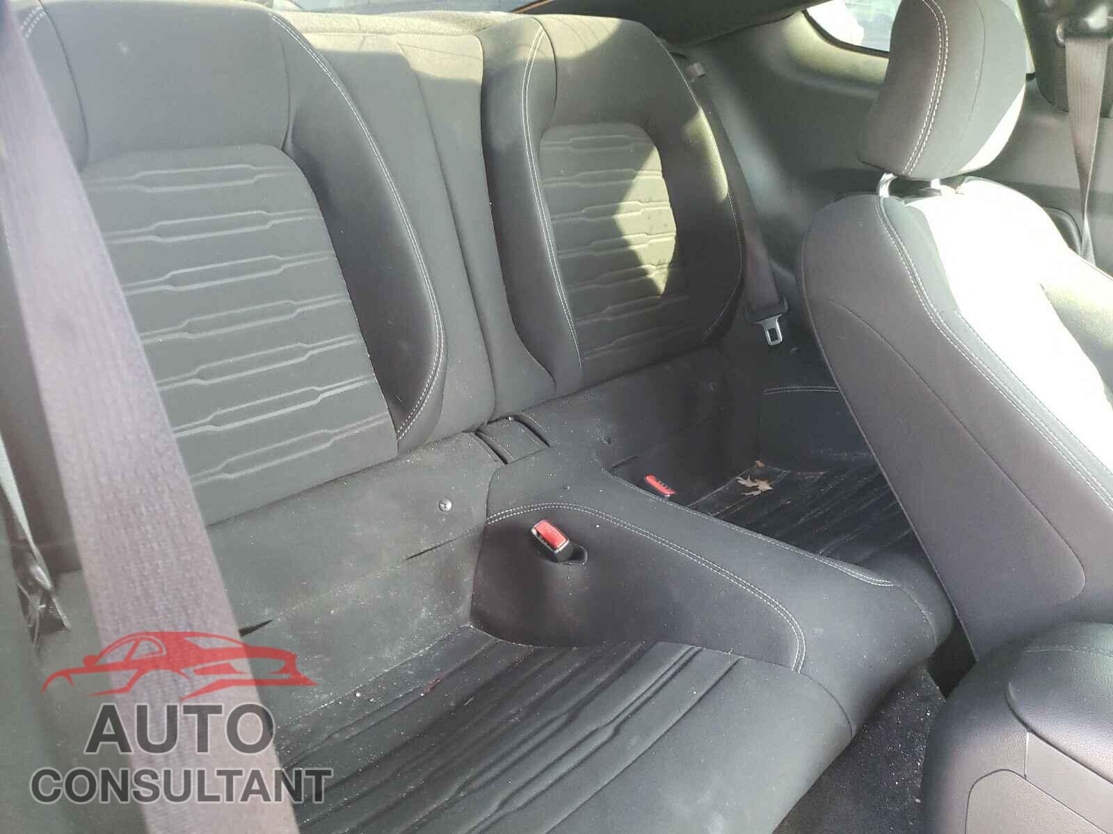 FORD MUSTANG 2017 - 1FA6P8TH8H5302114