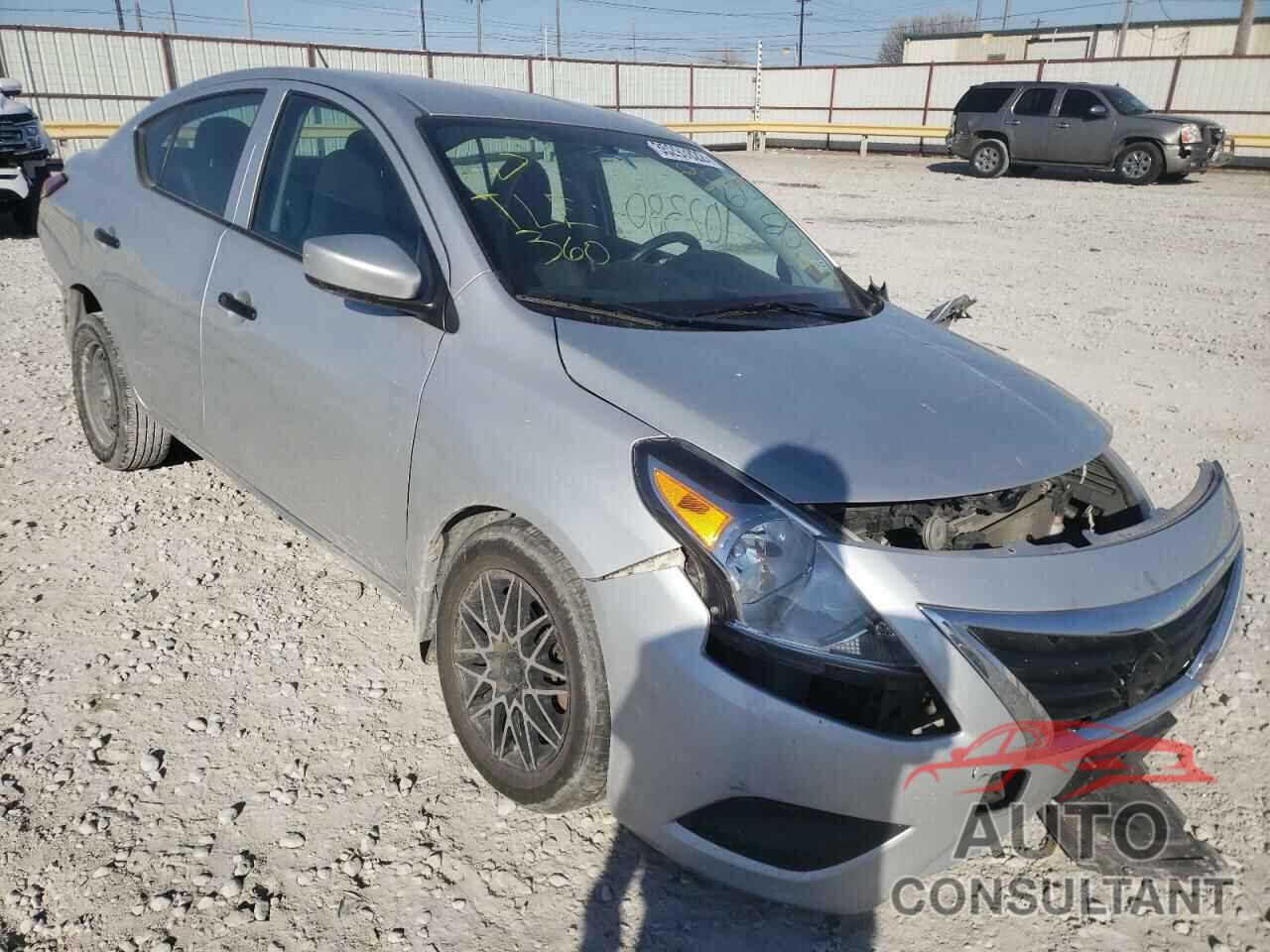 NISSAN VERSA 2017 - 3N1CN7APXHL887675