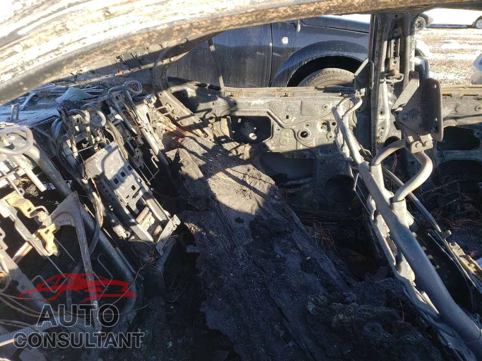 LEXUS IS 2017 - JTHCE1D28H5013849