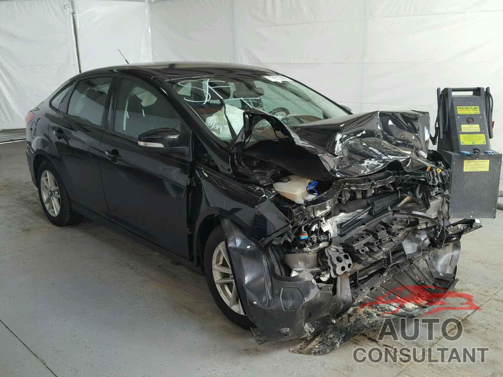 FORD FOCUS 2017 - 1FADP3F28HL212491