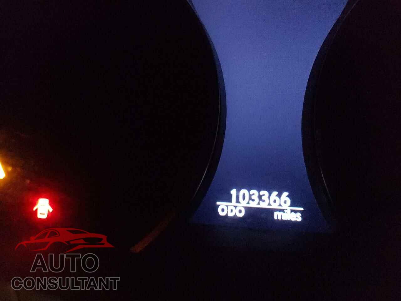 LEXUS LS460 2016 - JTHCL5EF2G5026593