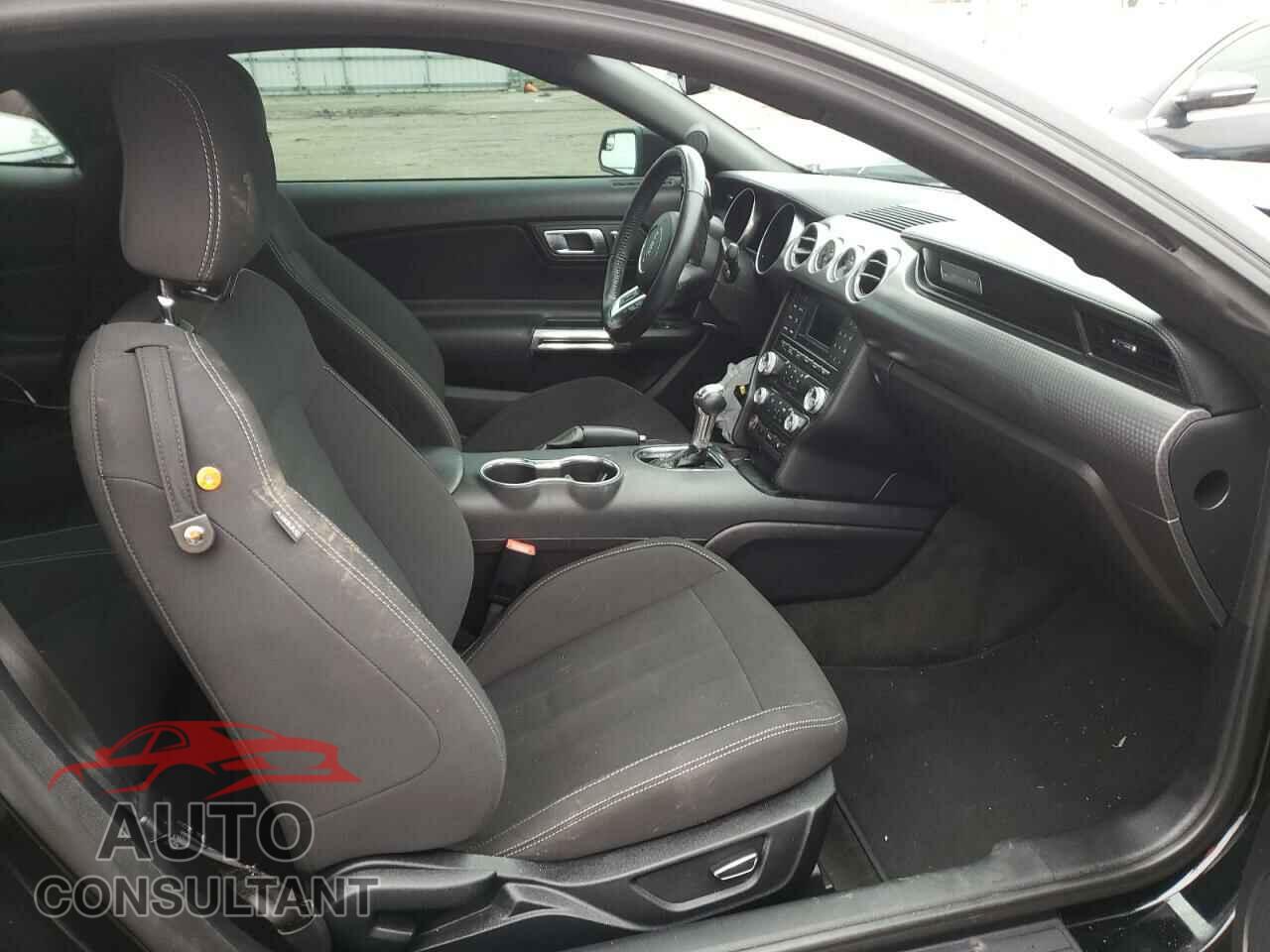 FORD MUSTANG 2018 - 1FA6P8CF9J5103304