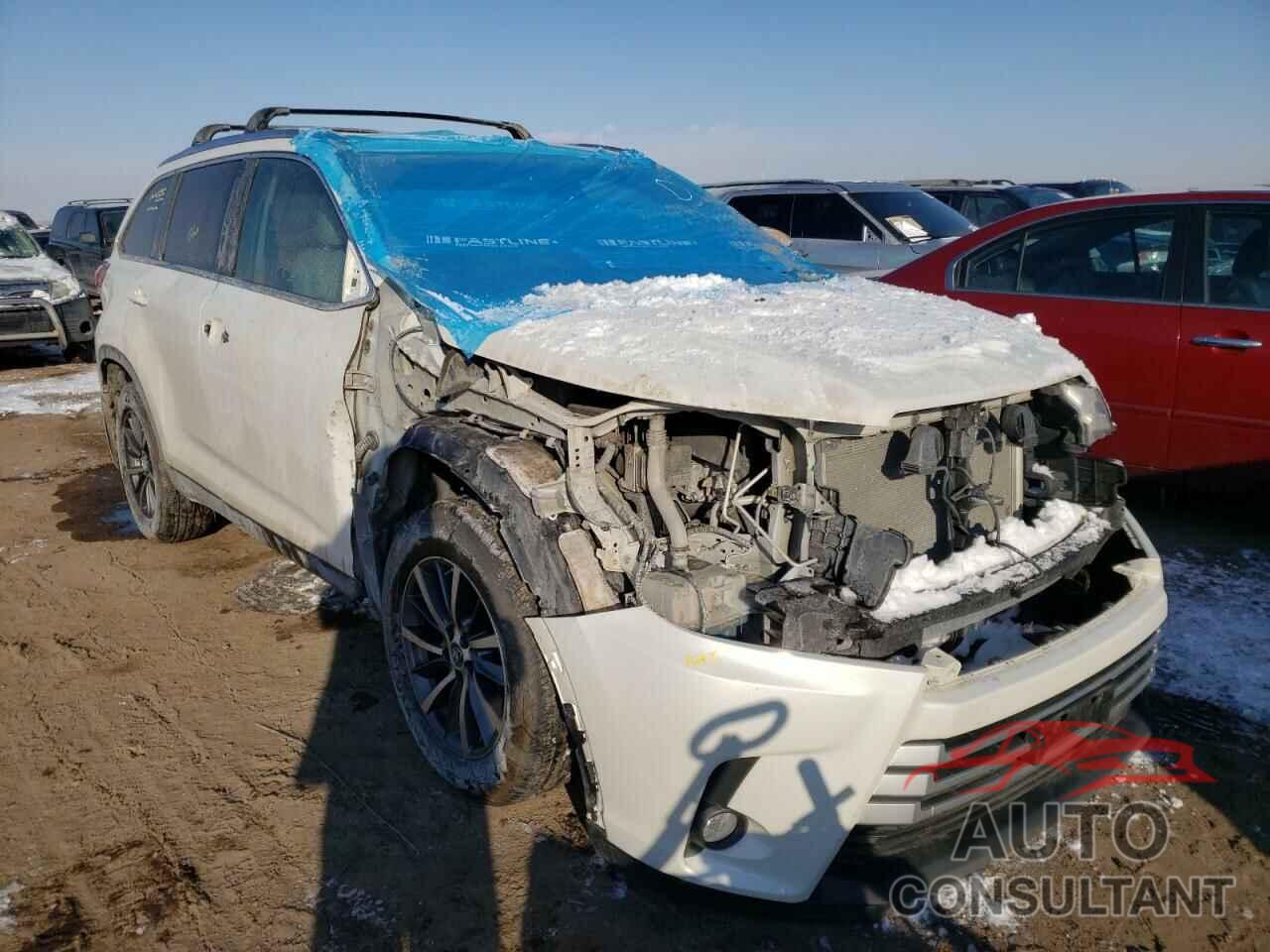 TOYOTA HIGHLANDER 2019 - 5TDJZRFH8KS567486