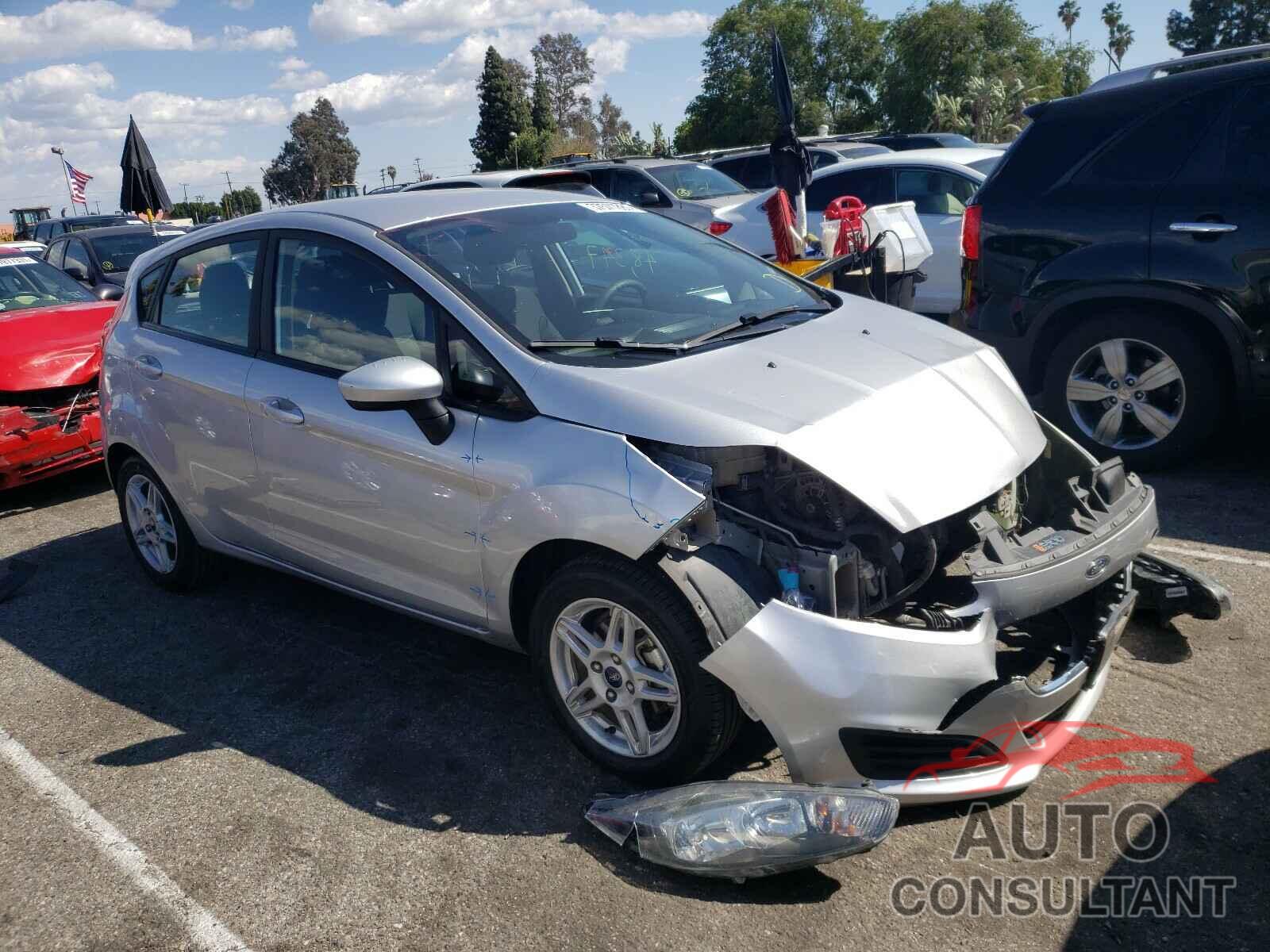 FORD FIESTA 2018 - 3FADP4EJ7JM112708