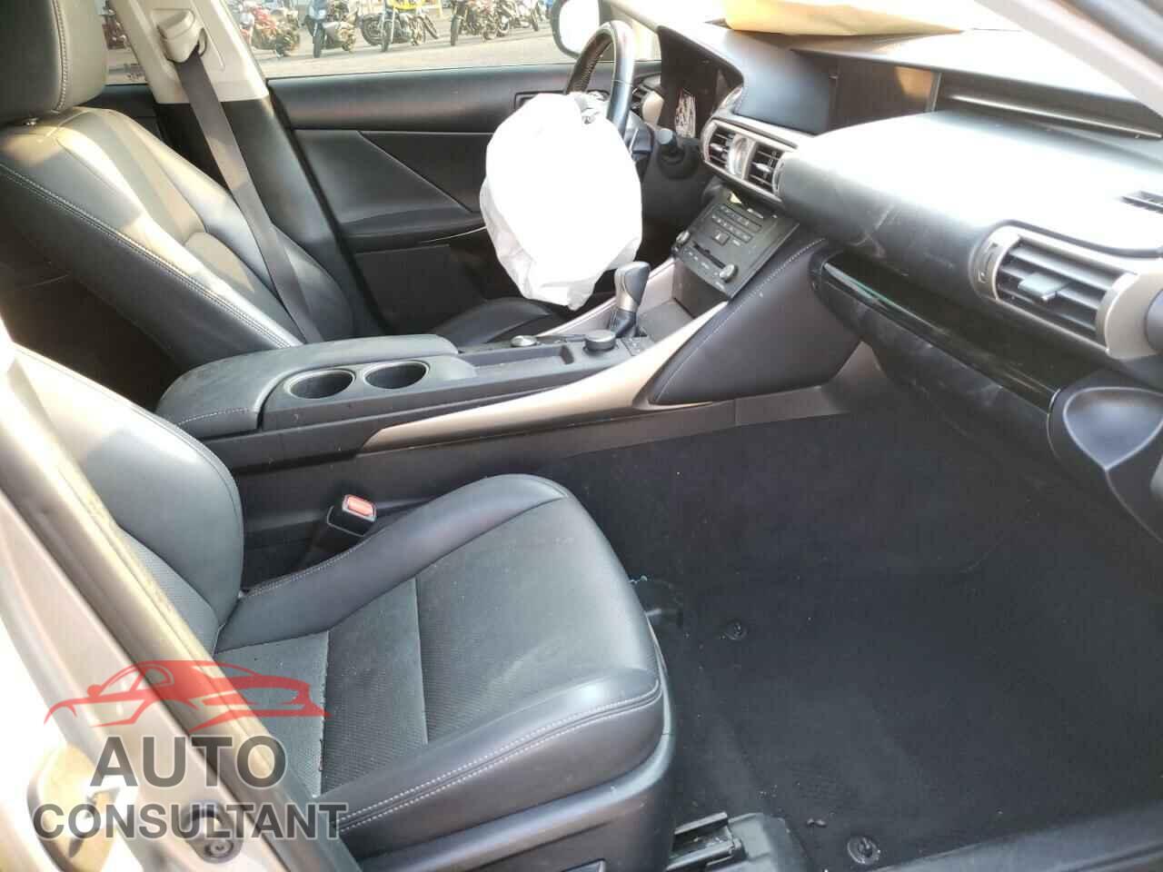 LEXUS IS 2016 - JTHBA1D22G5029776