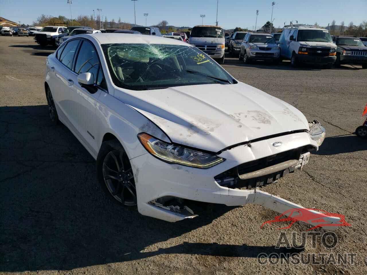 FORD FUSION 2018 - 3FA6P0LU8JR170313