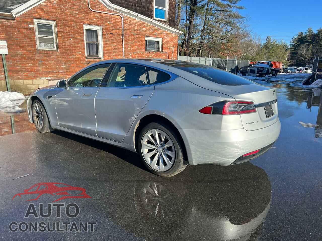 TESLA MODEL S 2017 - 5YJSA1E28HF210641