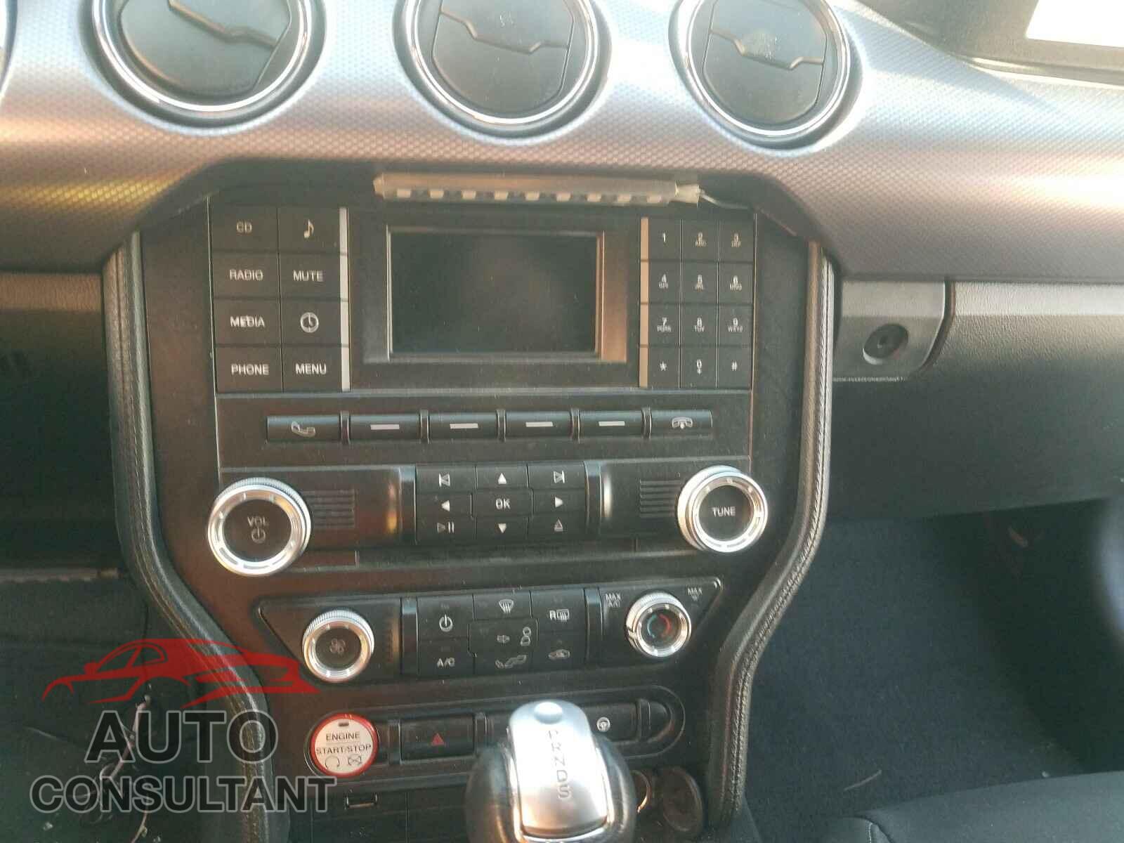 FORD MUSTANG 2016 - 1FA6P8TH8G5221662