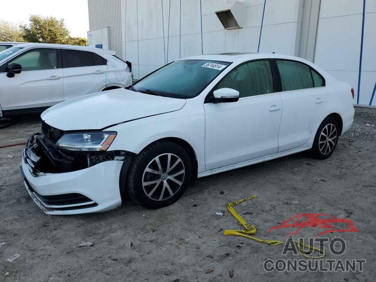 VOLKSWAGEN JETTA 2017 - 3VWDB7AJ6HM411369