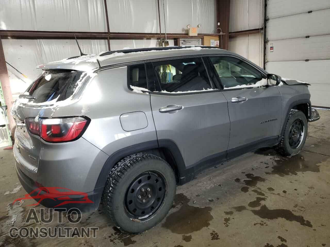 JEEP COMPASS 2018 - 3C4NJDBB5JT111625