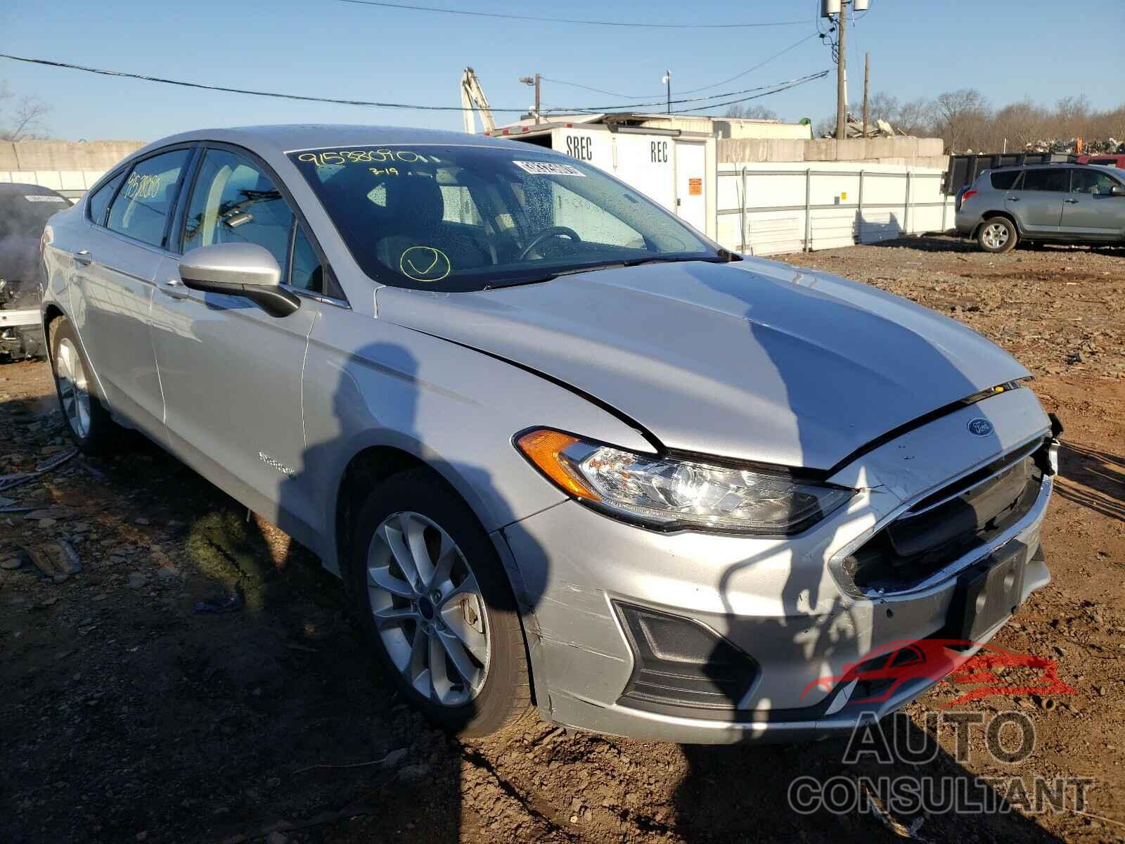 FORD FUSION 2019 - 3FA6P0LU3KR210881