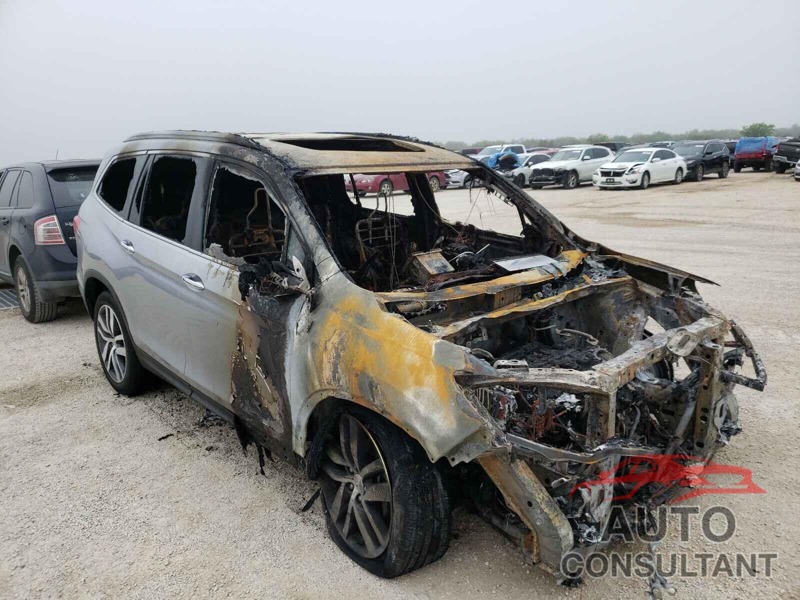HONDA PILOT 2018 - 5FNYF5H94JB021955