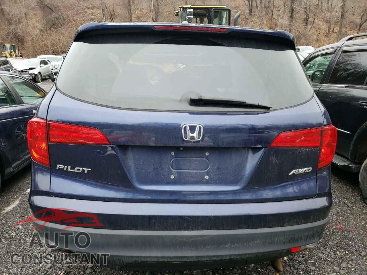HONDA PILOT 2018 - 5FNYF6H59JB044179