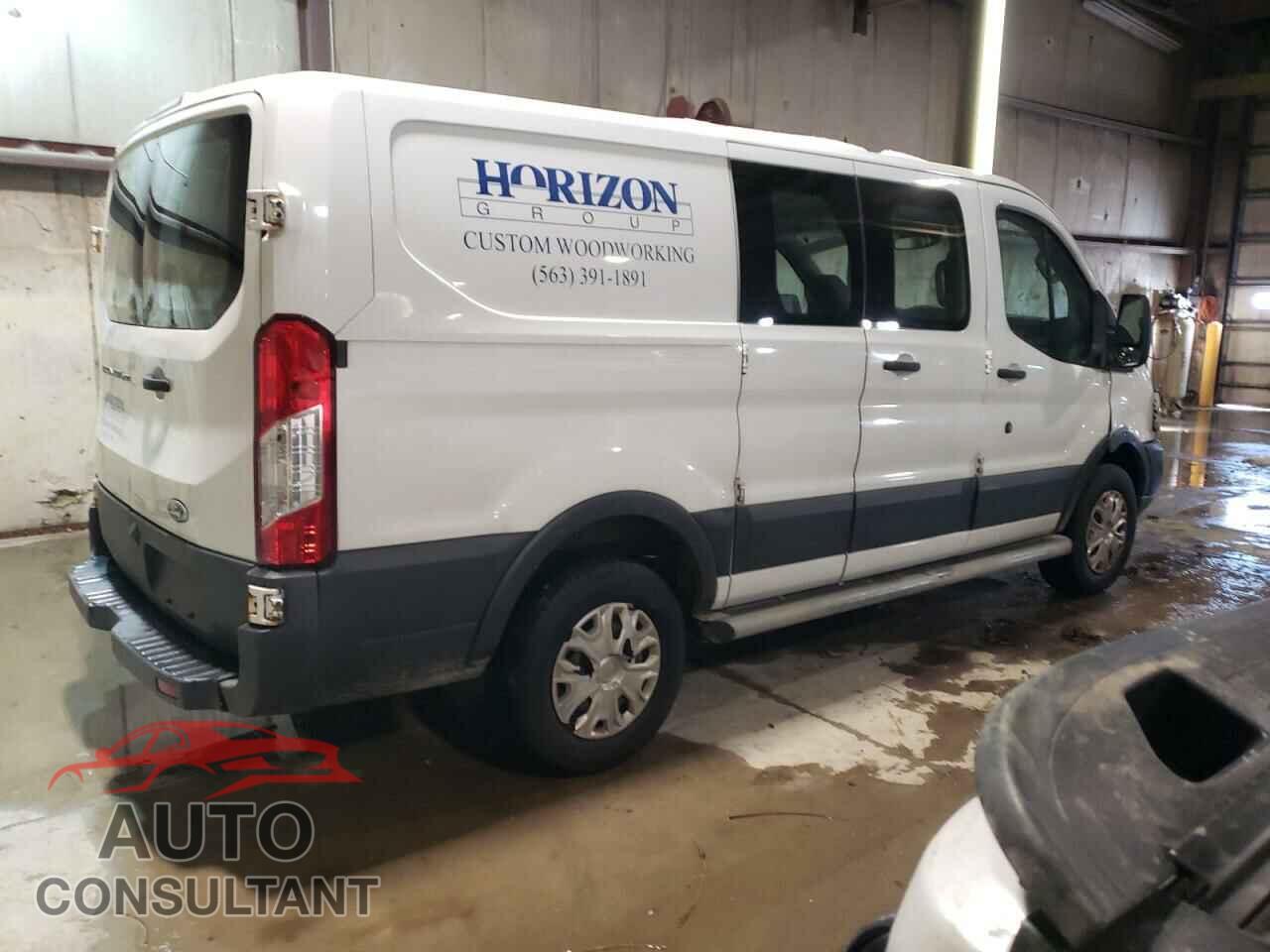 FORD TRANSIT 2016 - 1FTYR1ZM1GKB03964