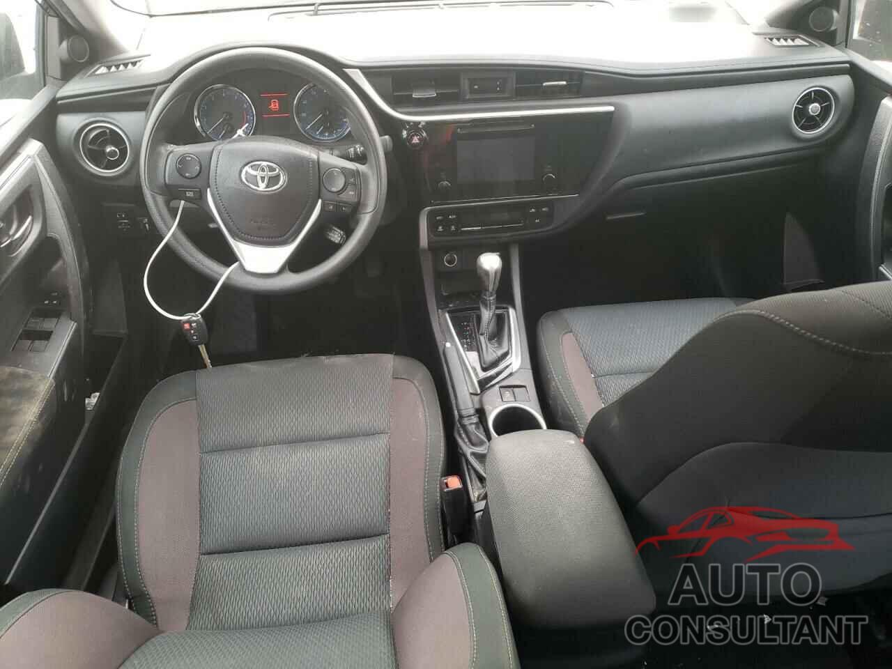 TOYOTA COROLLA 2019 - 2T1BURHE1KC227434