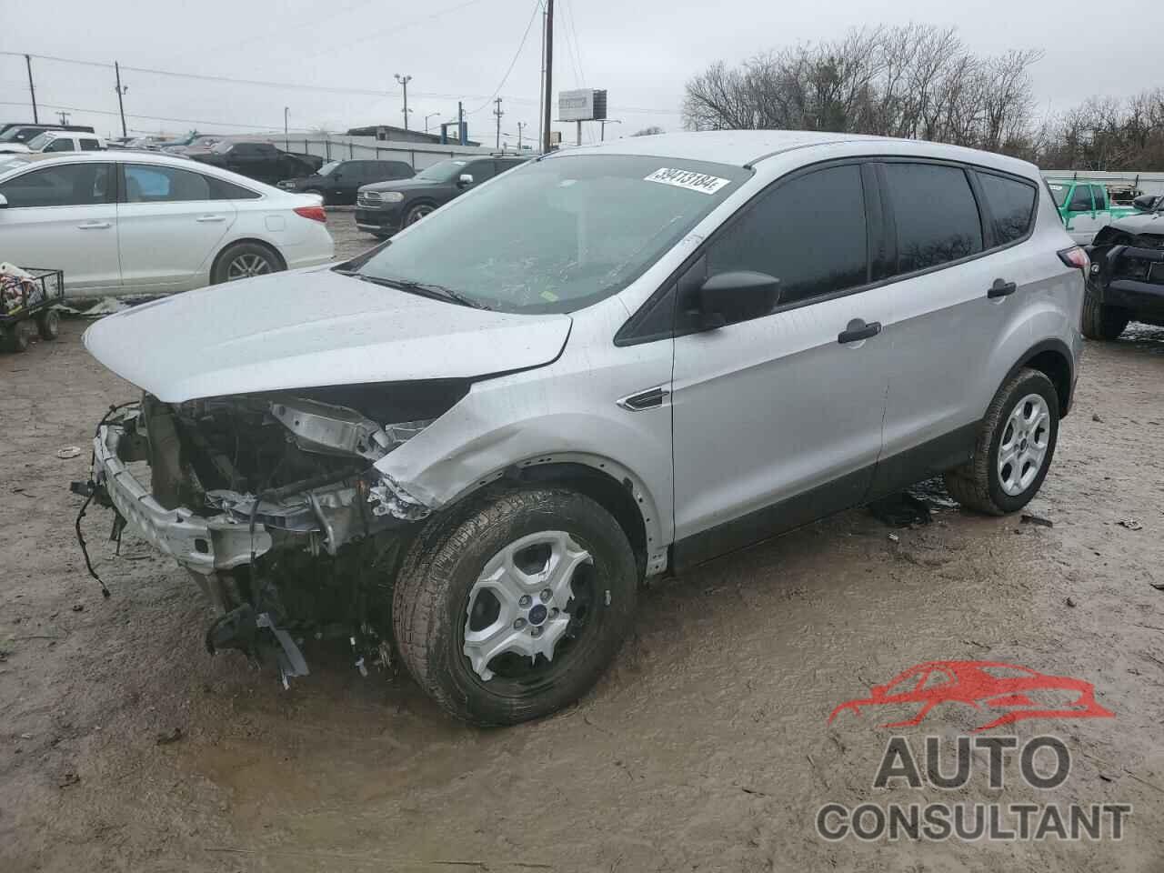 FORD ESCAPE 2017 - 1FMCU0F71HUC66276