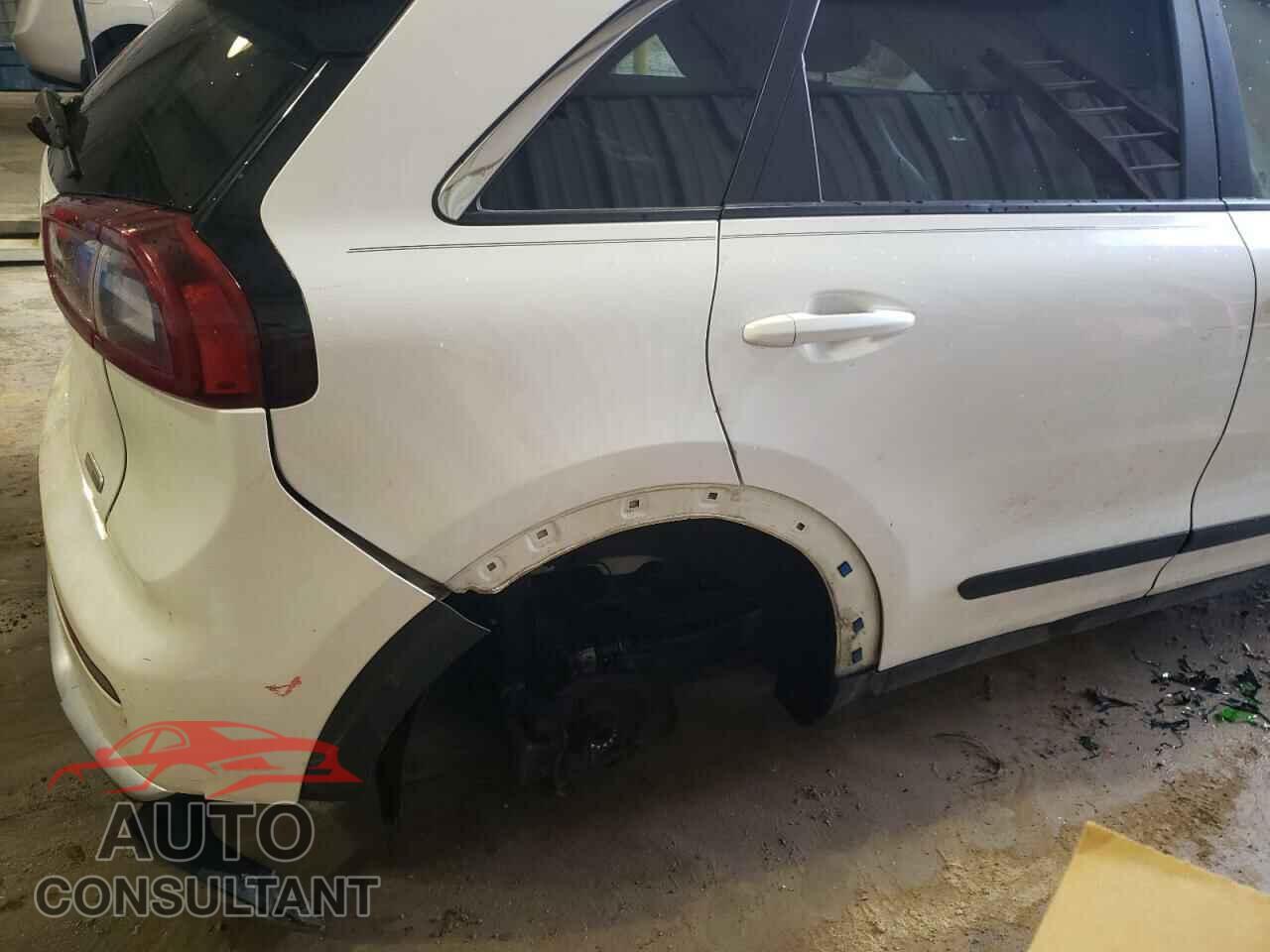 KIA NIRO 2017 - KNDCC3LC1H5062114