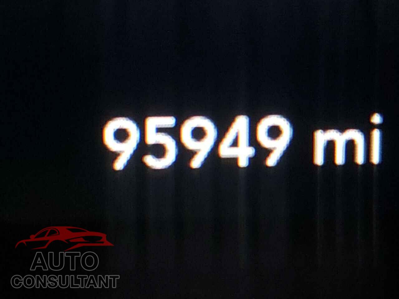 DODGE CHALLENGER 2018 - 2C3CDZBT3JH131115