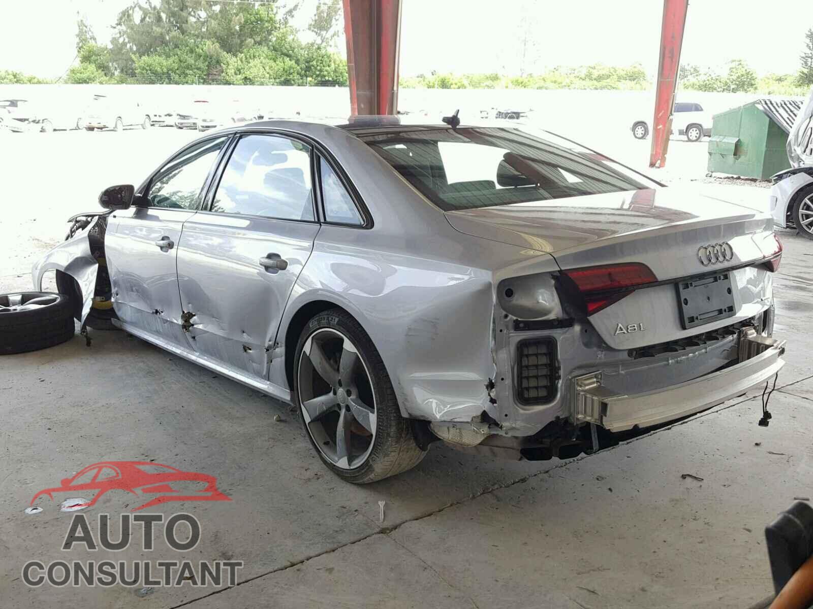 AUDI A8 2017 - WAU43AFDXHN007199