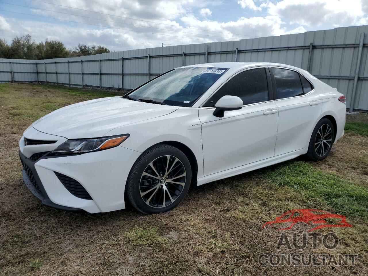 TOYOTA CAMRY 2019 - 4T1B11HK2KU710977
