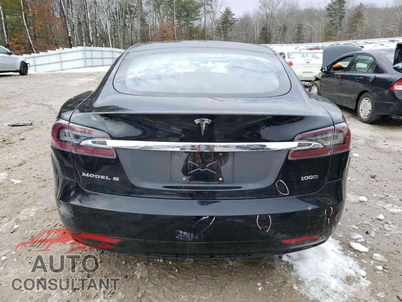 TESLA MODEL S 2018 - 5YJSA1E25JF244199