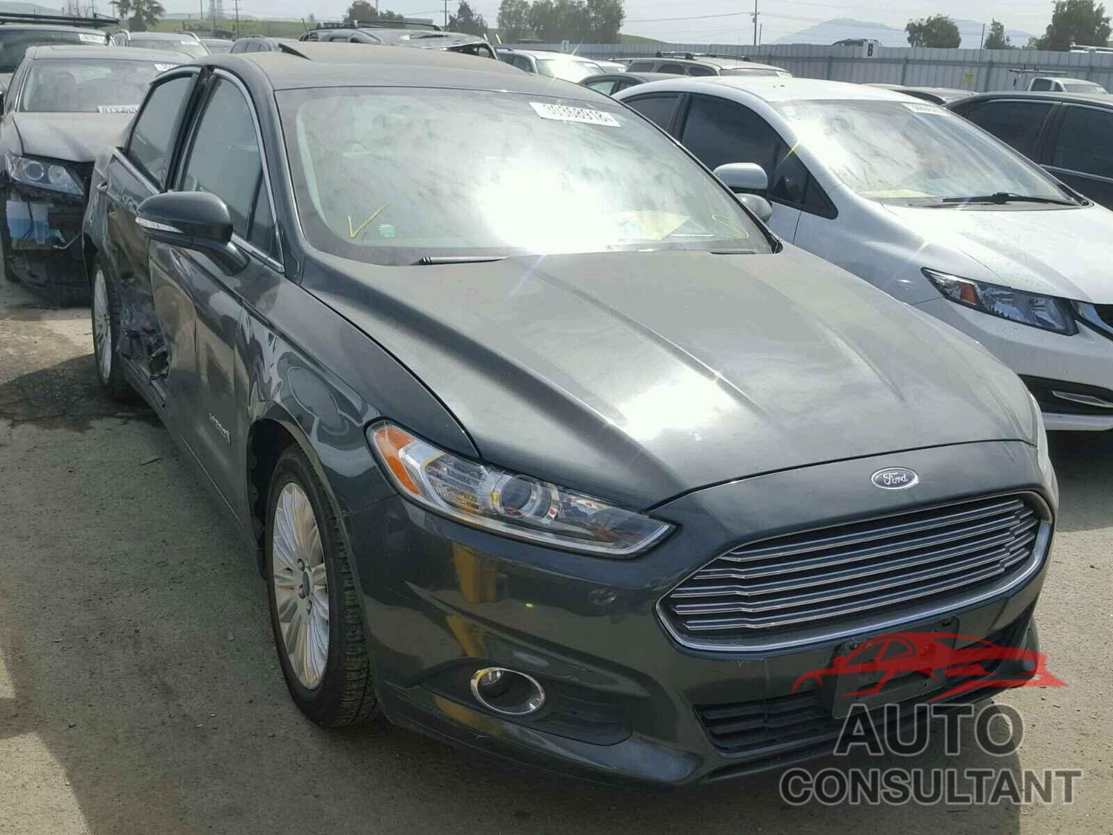 FORD FUSION 2015 - 3FA6P0LU5FR137406