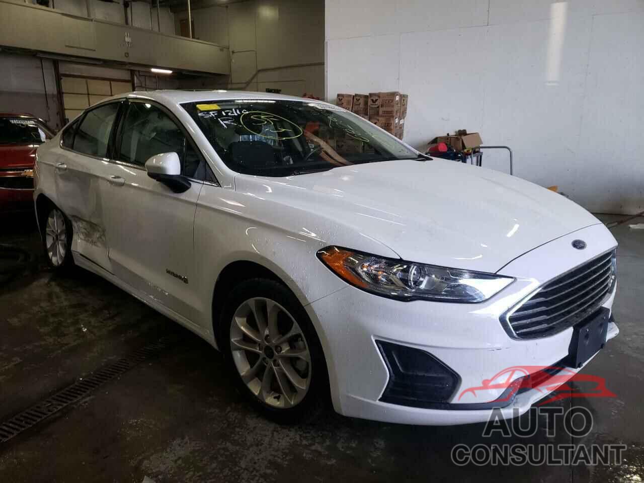 FORD FUSION 2019 - 3FA6P0LUXKR118473