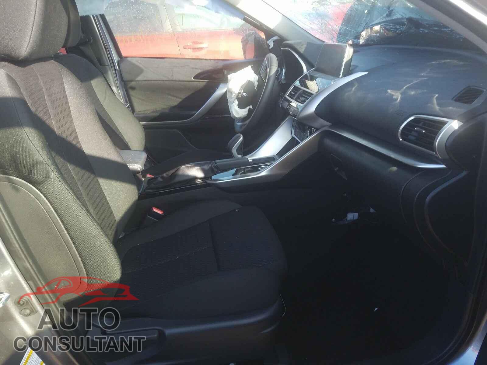 MITSUBISHI ECLIPSE 2019 - JA4AT4AA8KZ010567