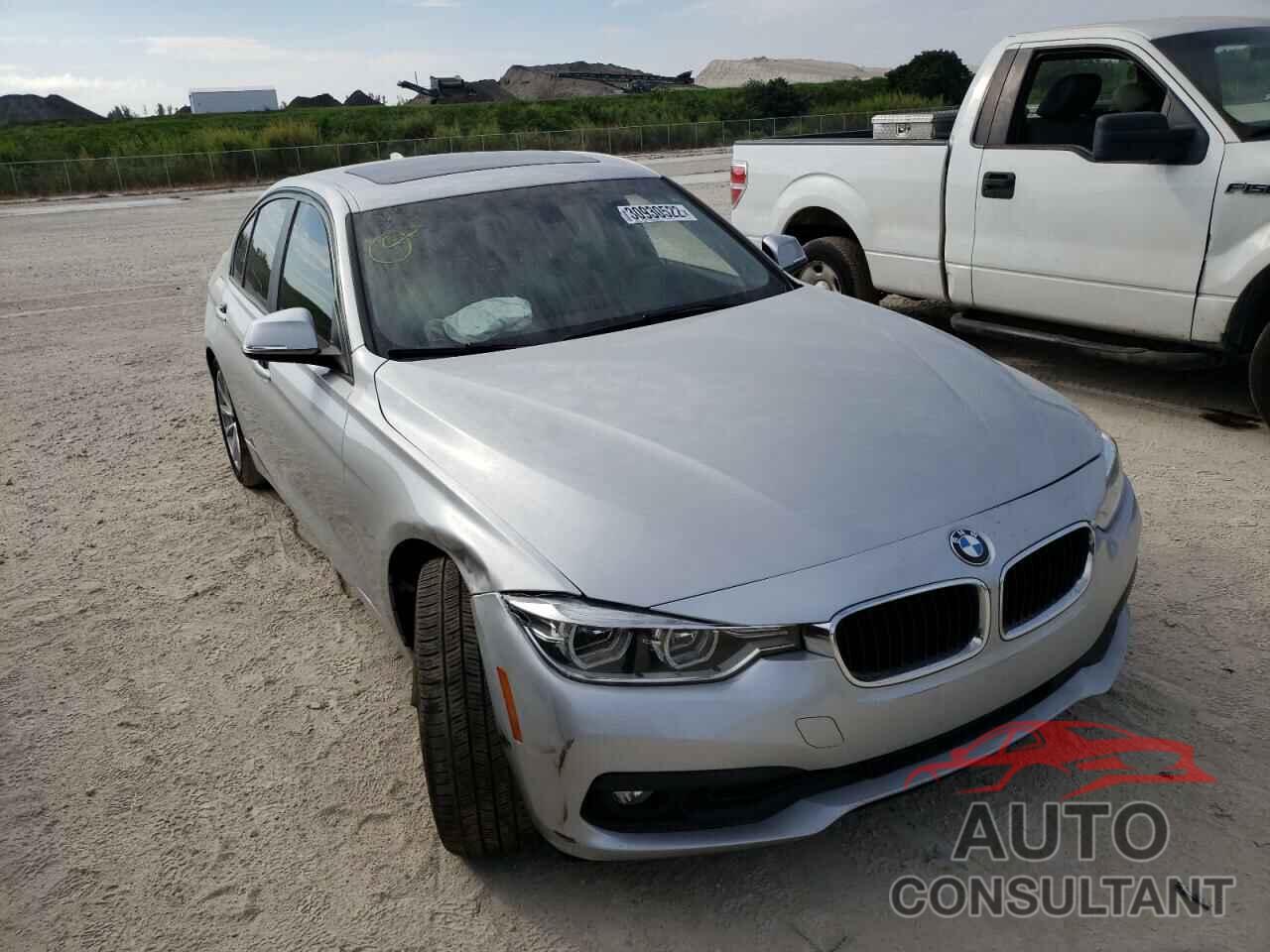 BMW 3 SERIES 2018 - WBA8E1G51JNU90123