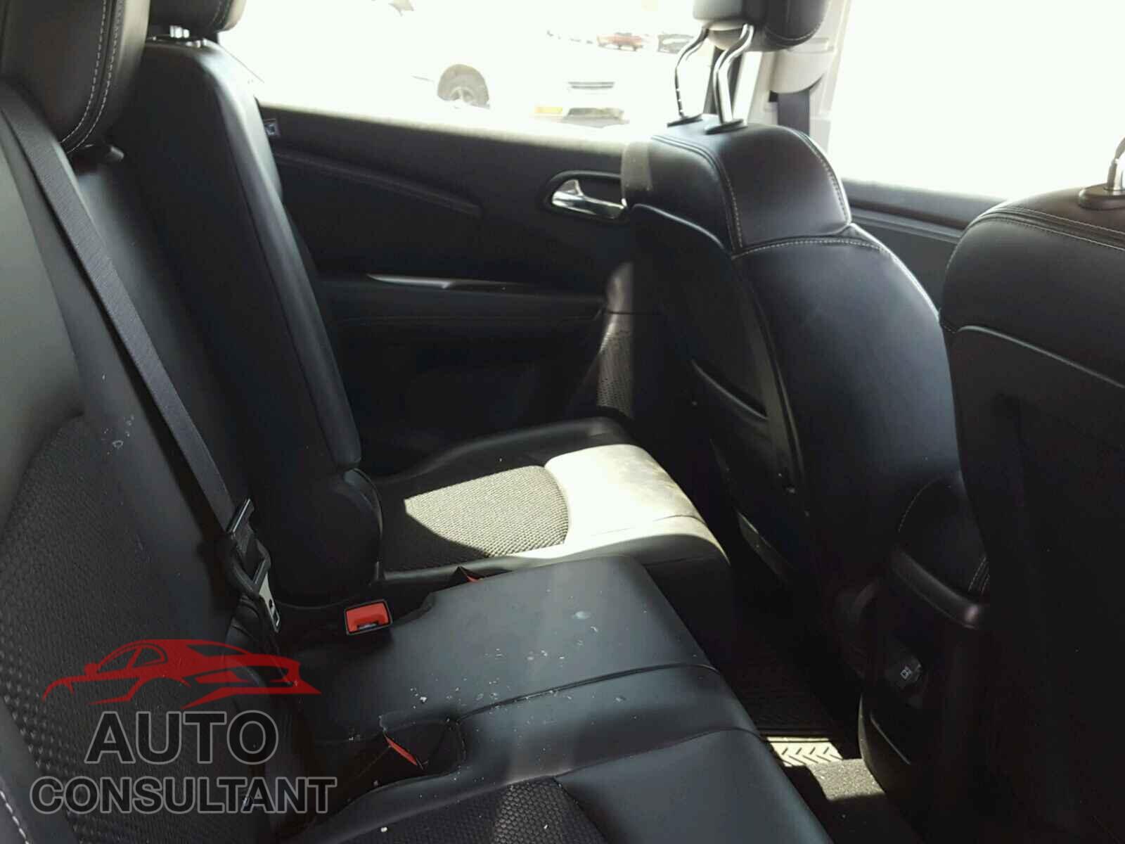 DODGE JOURNEY 2017 - 3C4PDCGBXHT607906