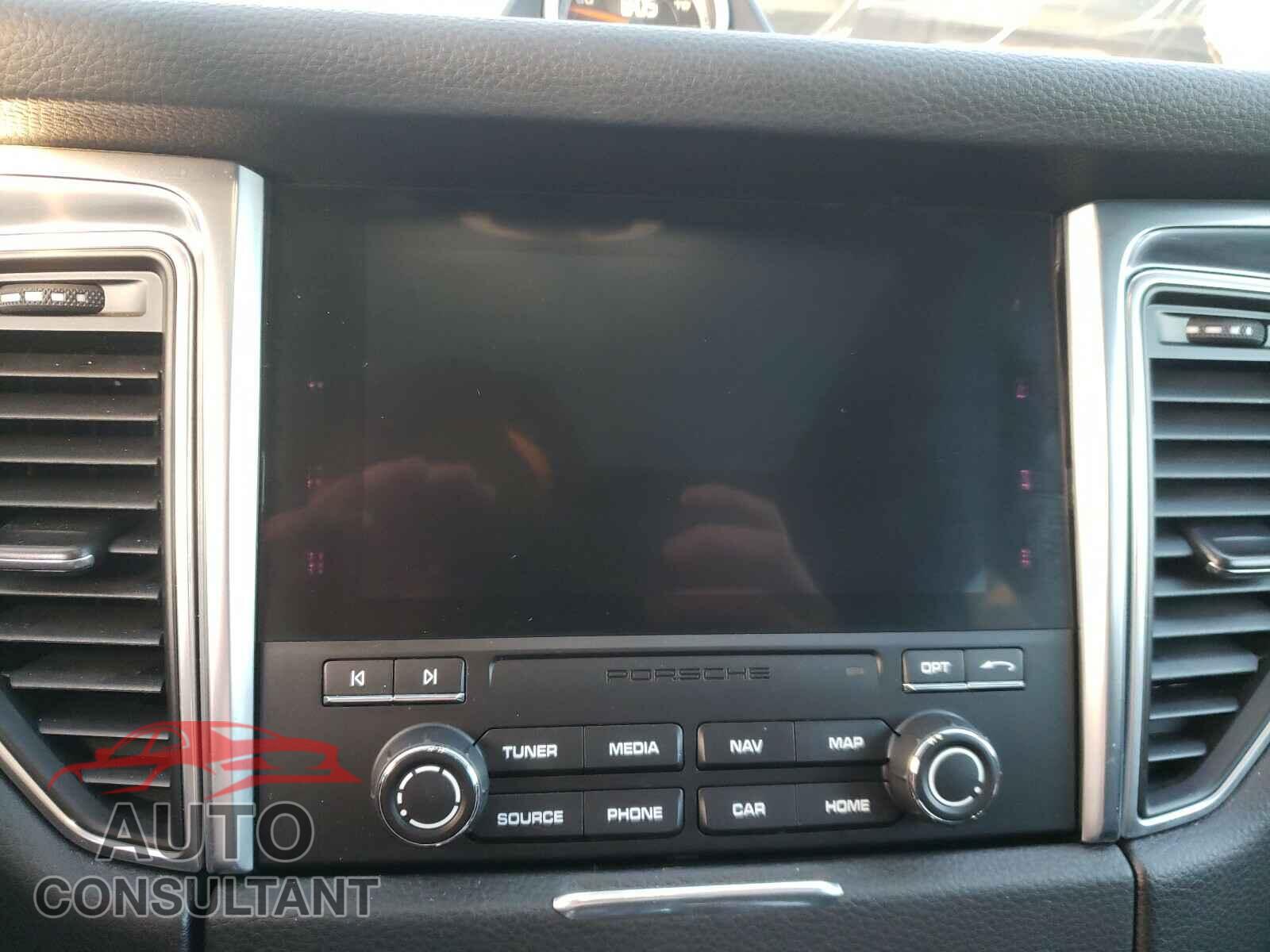 PORSCHE MACAN 2018 - WP1AA2A55JLB14887