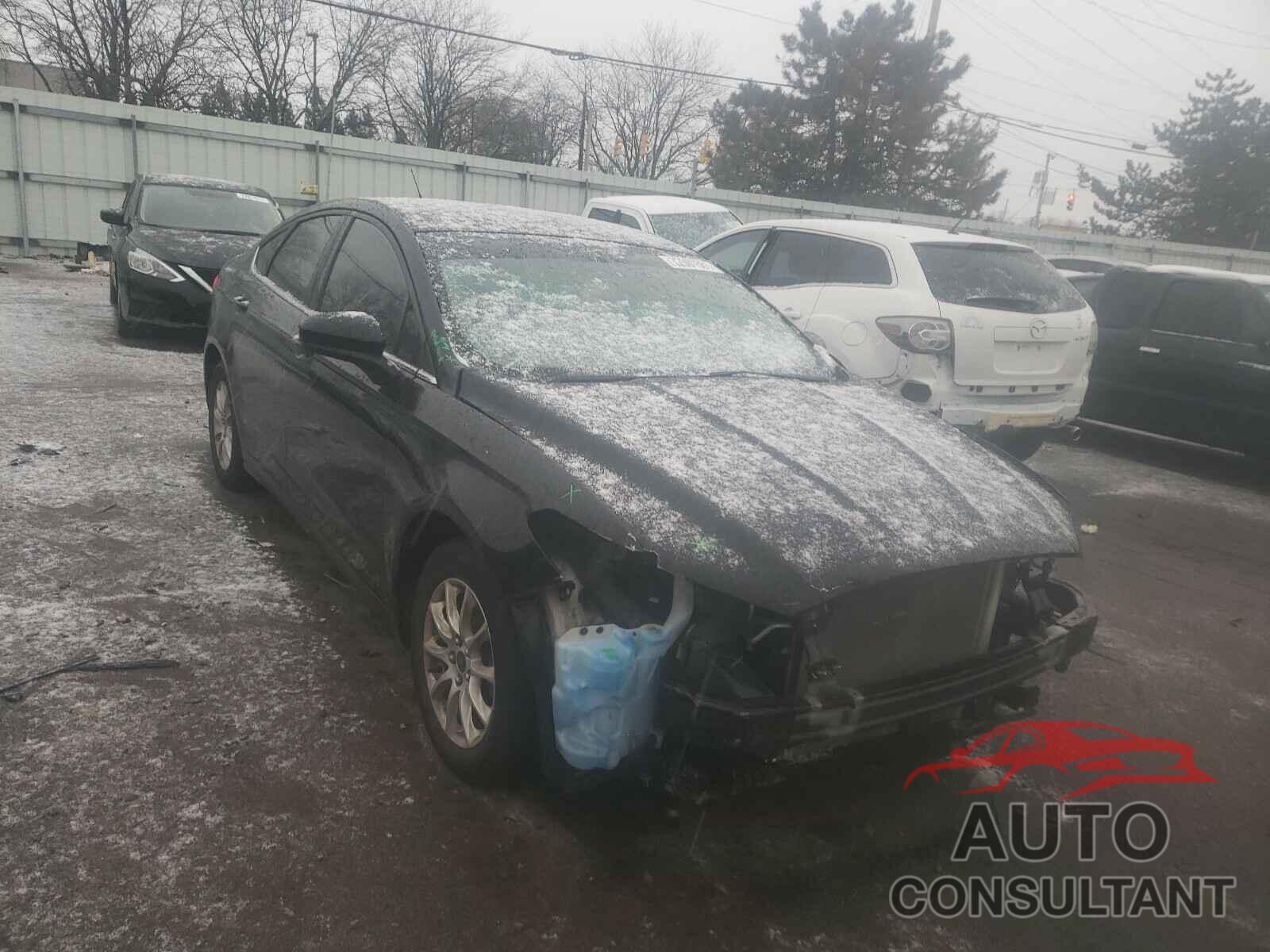 FORD FUSION 2017 - 3FA6P0G71HR162424