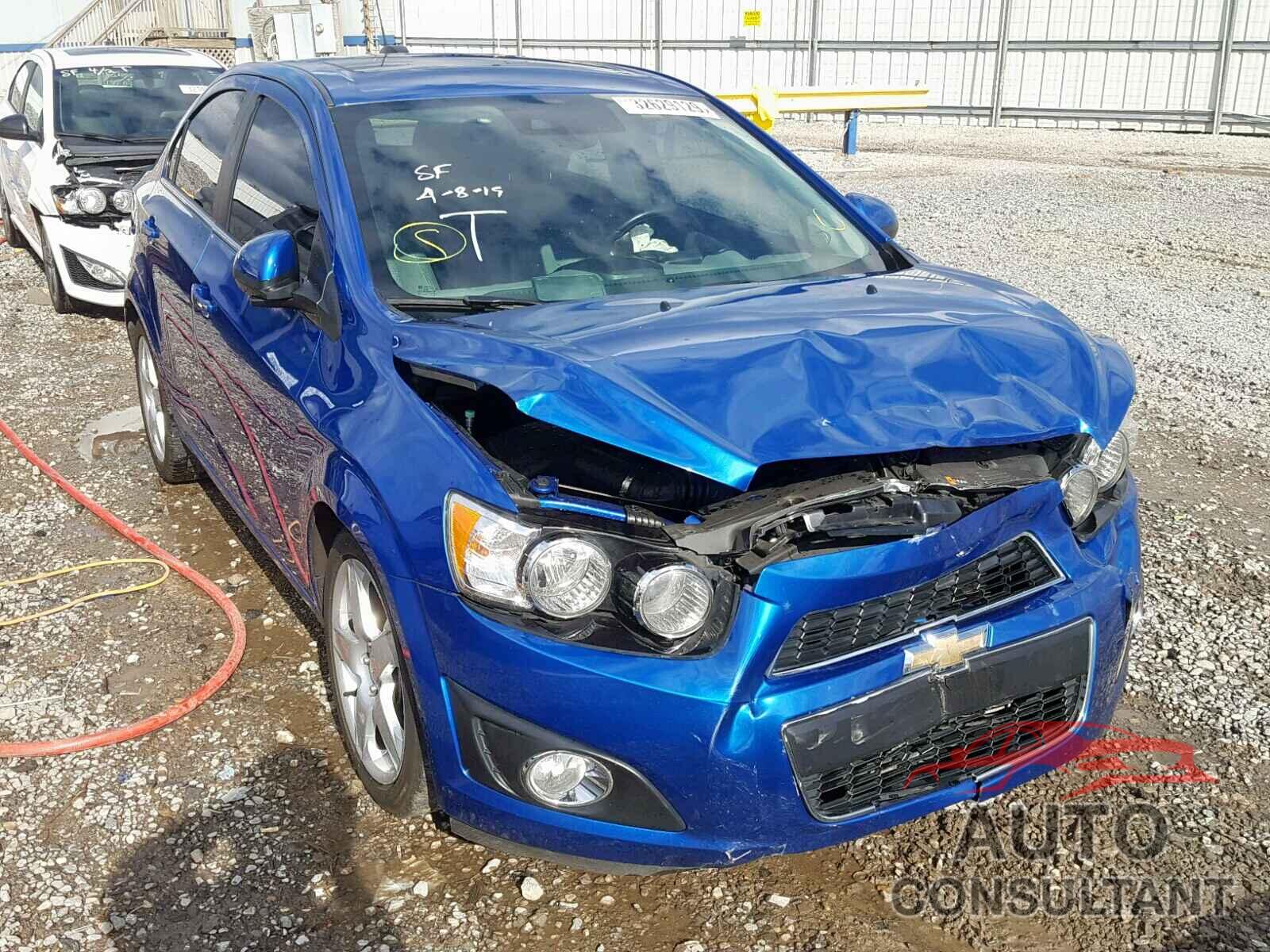 CHEVROLET SONIC 2016 - 1G1JD6SB2H4115920