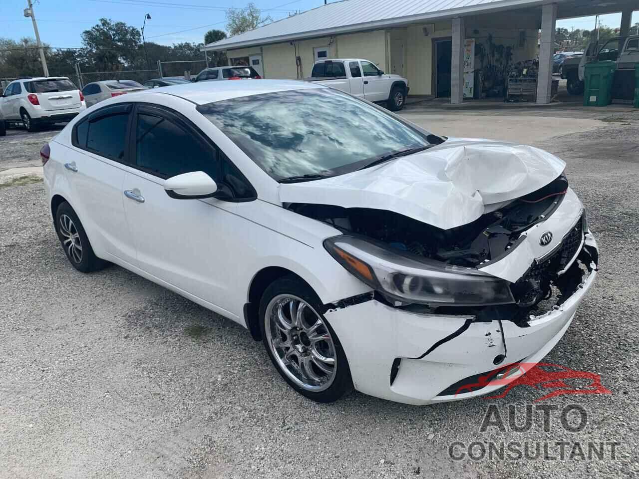KIA FORTE 2018 - 3KPFK4A71JE221249