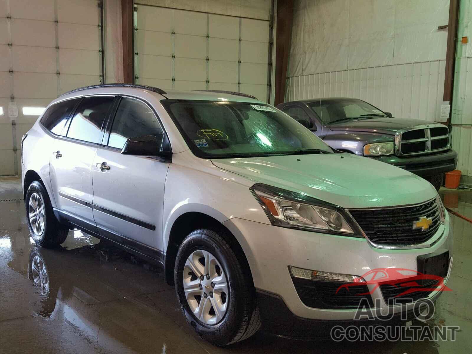 CHEVROLET TRAVERSE 2015 - 1GNKVFKD7FJ185350
