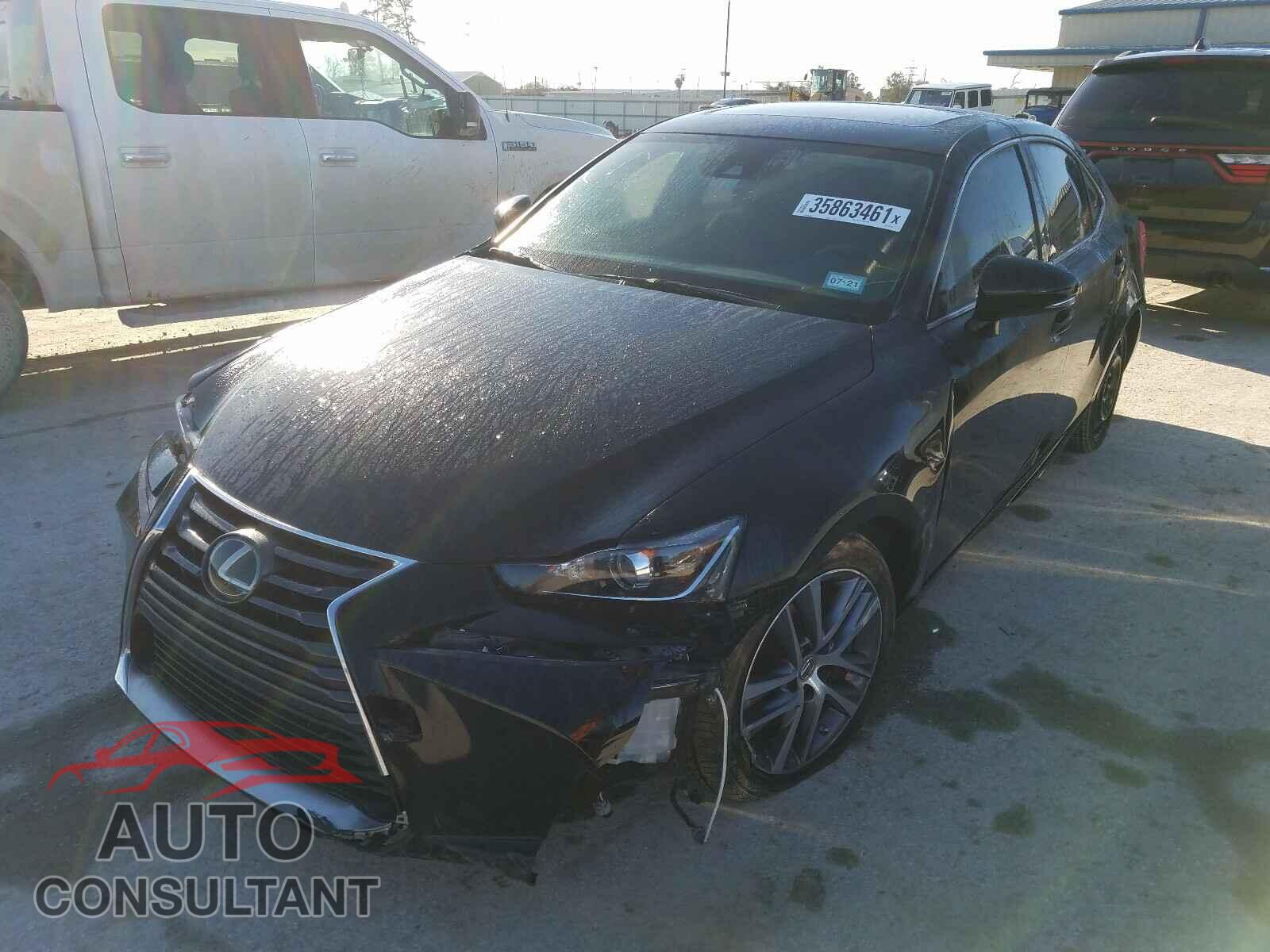 LEXUS IS 2018 - JTHBA1D23J5077620