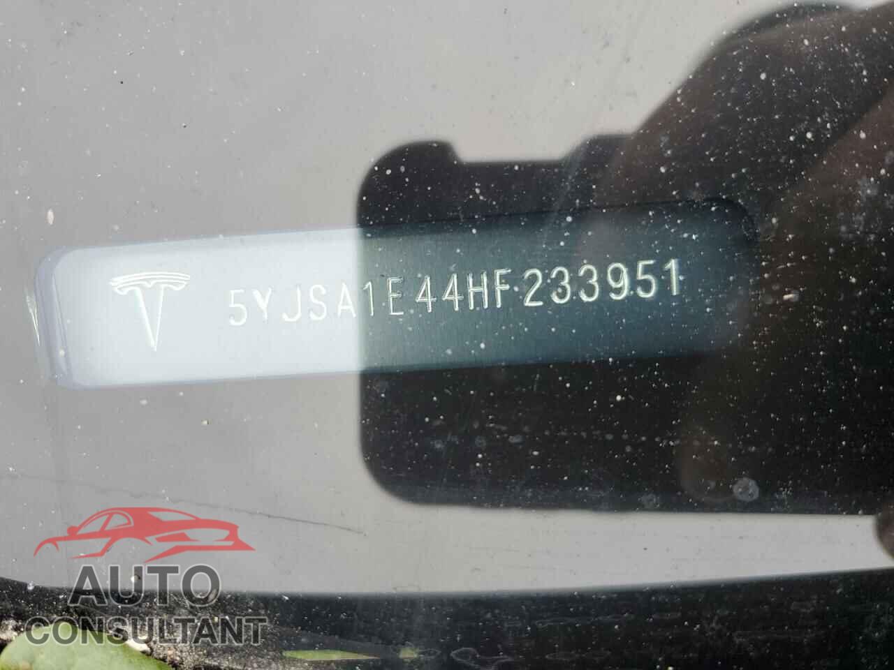 TESLA MODEL S 2017 - 5YJSA1E44HF233951