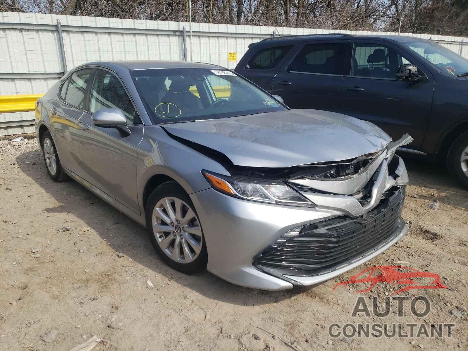 TOYOTA CAMRY 2019 - 4T1B11HK5KU257812