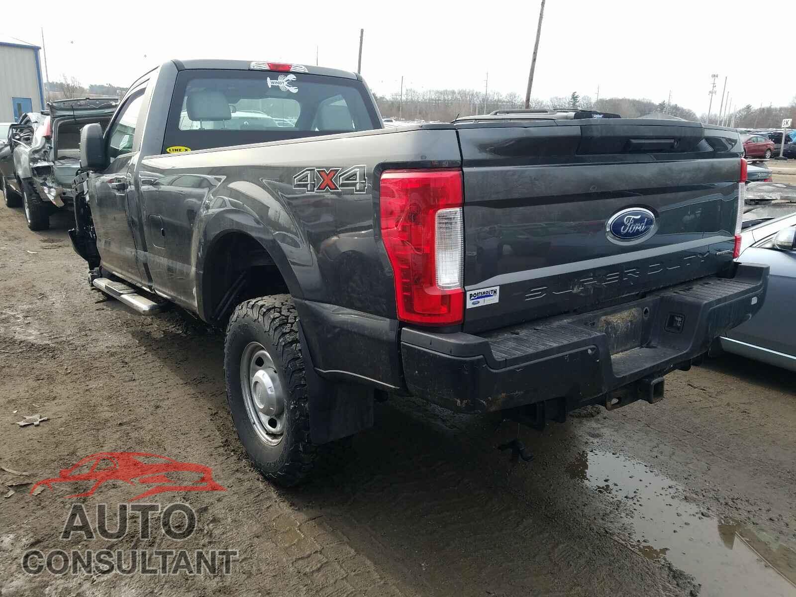 FORD F350 2017 - 1FTRF3B60HEE60296